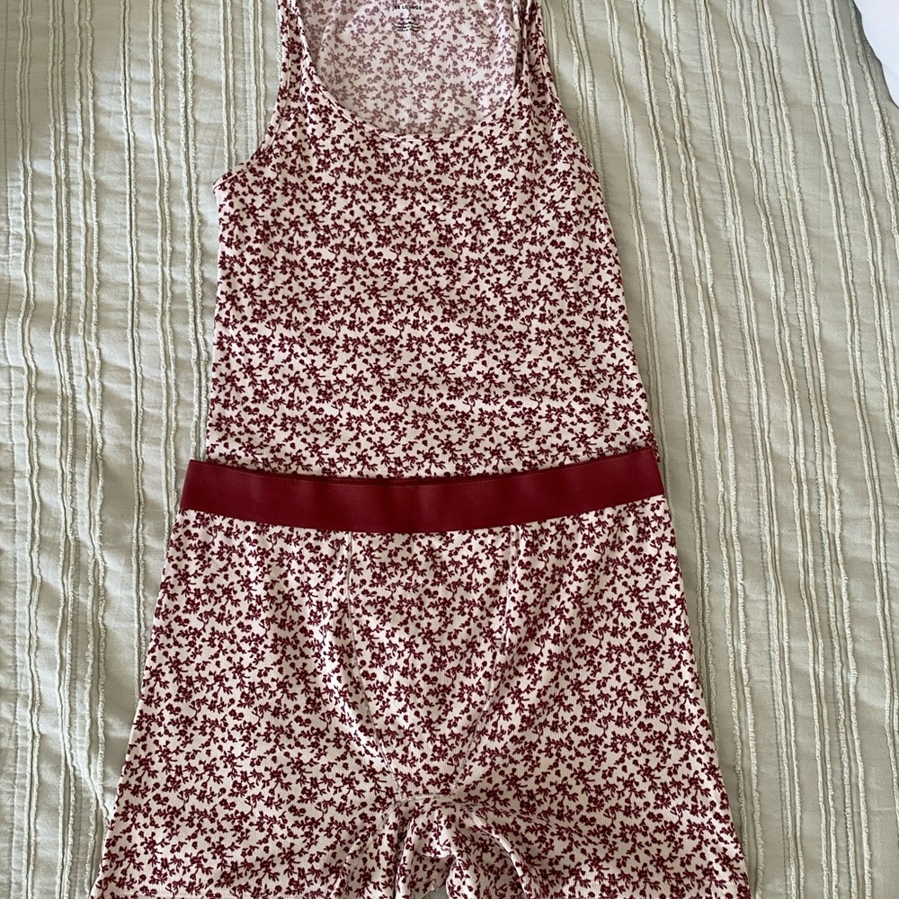 American Eagle Outfitters Cream Floral Tank & Short Sleep Set with Red Accents